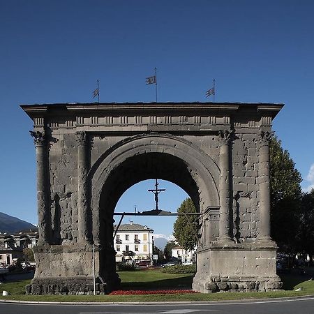 Maison Bibian Apartment Aosta Luaran gambar